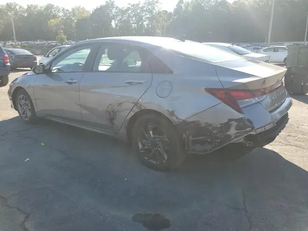 KMHLM4DG4RU639774 2024 HYUNDAI ELANTRA - Image 2