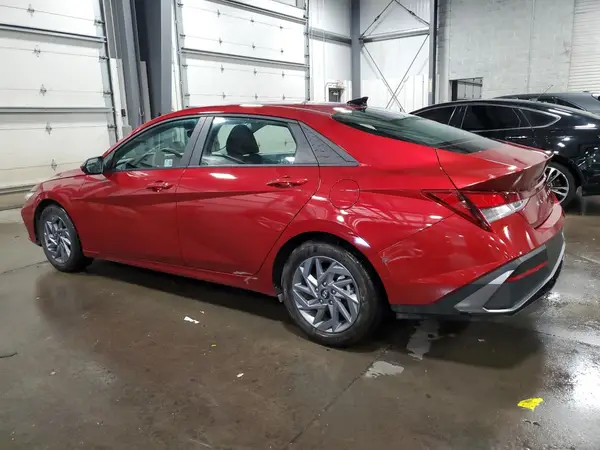 KMHLM4DG4RU642433 2024 HYUNDAI ELANTRA - Image 2