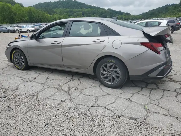 KMHLM4DG4RU644165 2024 HYUNDAI ELANTRA - Image 2