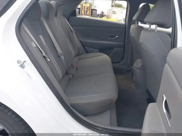 KMHLM4DG4RU647356 2024 HYUNDAI ELANTRA - Image 8