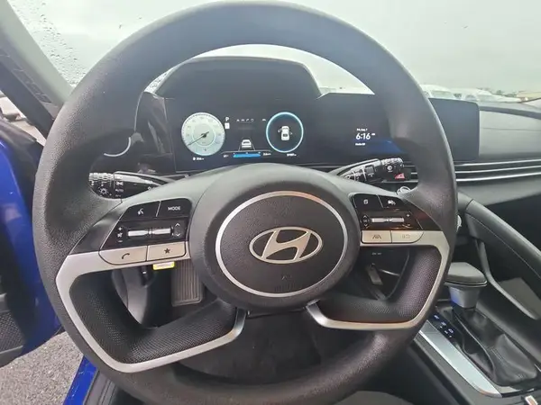 KMHLM4DG4RU648071 2024 HYUNDAI ELANTRA - Image 8