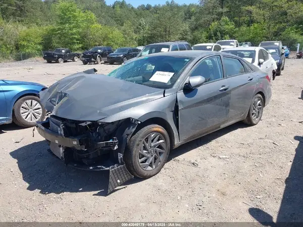 KMHLM4DG4RU651049 2024 HYUNDAI ELANTRA - Image 2