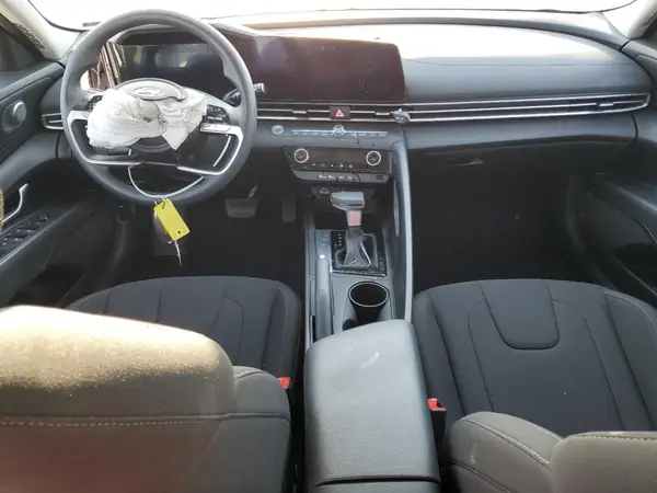 KMHLM4DG4RU652833 2024 HYUNDAI ELANTRA - Image 8