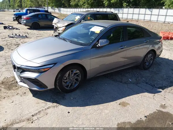 KMHLM4DG4RU655120 2024 HYUNDAI ELANTRA - Image 2