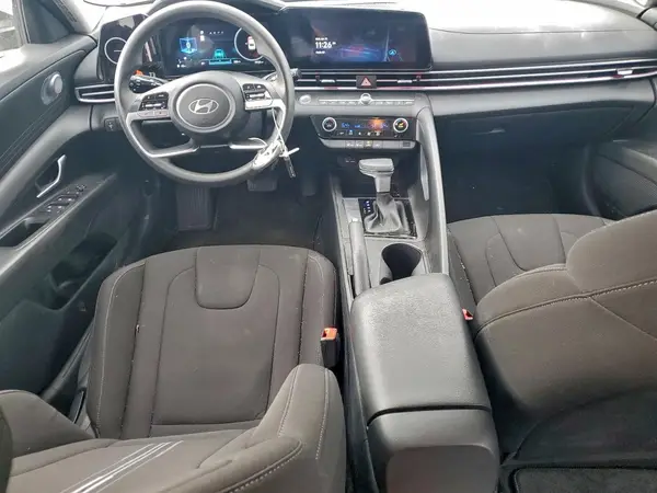 KMHLM4DG4RU656607 2024 HYUNDAI ELANTRA - Image 8