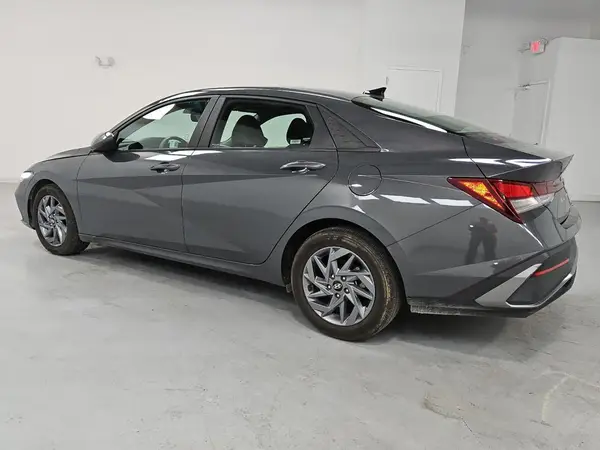 KMHLM4DG4RU664593 2024 HYUNDAI ELANTRA - Image 2