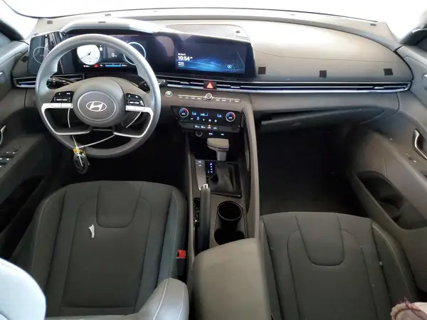 KMHLM4DG4RU685556 2024 HYUNDAI ELANTRA - Image 8