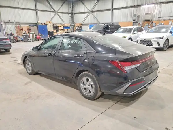 KMHLM4DG4RU685802 2024 HYUNDAI ELANTRA - Image 2
