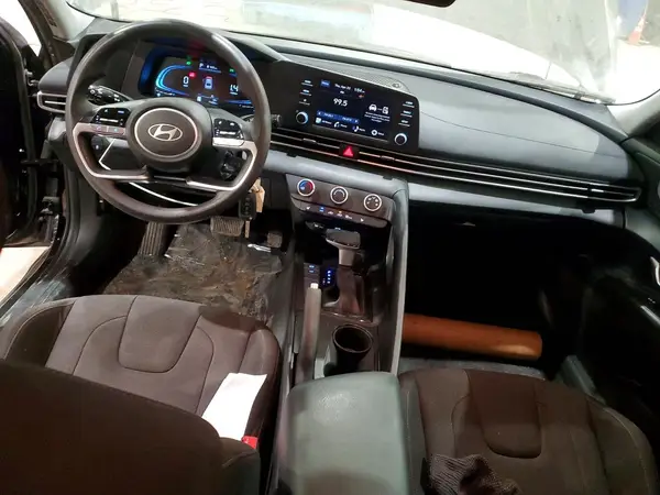 KMHLM4DG4RU685802 2024 HYUNDAI ELANTRA - Image 8