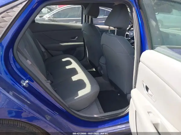 KMHLM4DG4RU686738 2024 HYUNDAI ELANTRA - Image 8