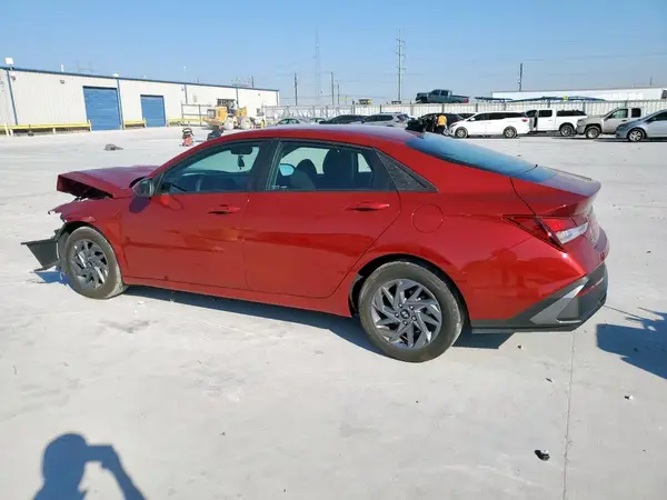 KMHLM4DG4RU688344 2024 HYUNDAI ELANTRA - Image 2