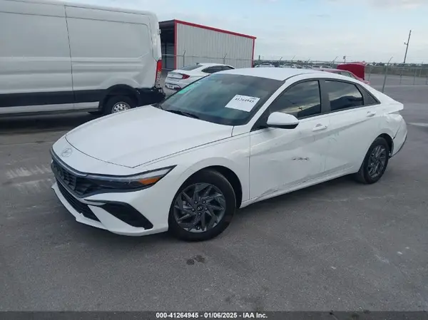 KMHLM4DG4RU691406 2024 HYUNDAI ELANTRA - Image 2