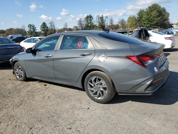 KMHLM4DG4RU694645 2024 HYUNDAI ELANTRA - Image 2