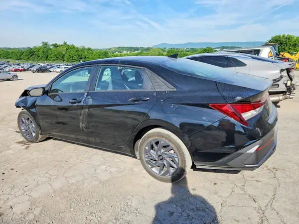 KMHLM4DG4RU696783 2024 HYUNDAI ELANTRA - Image 2