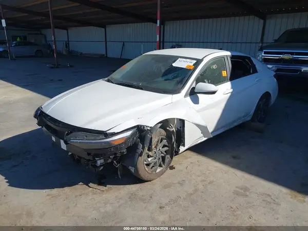 KMHLM4DG4RU696962 2024 HYUNDAI ELANTRA - Image 2