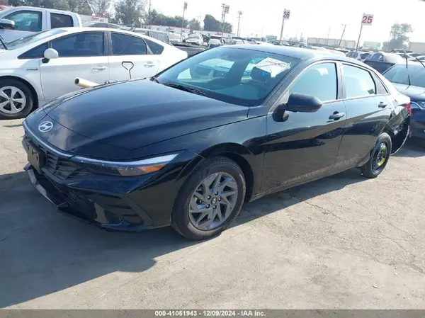 KMHLM4DG4RU699652 2024 HYUNDAI ELANTRA - Image 2