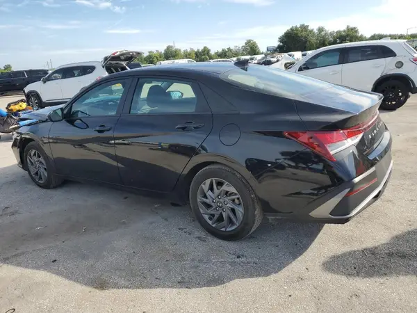 KMHLM4DG4RU703070 2024 HYUNDAI ELANTRA - Image 2