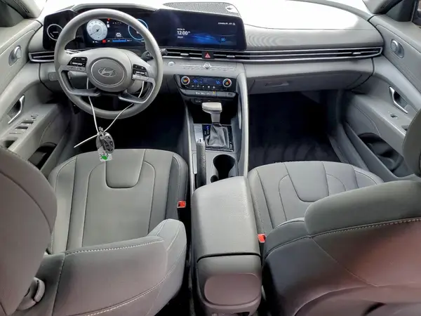 KMHLM4DG4RU711394 2024 HYUNDAI ELANTRA - Image 8
