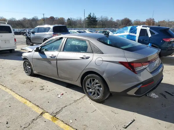 KMHLM4DG4RU715719 2024 HYUNDAI ELANTRA - Image 2