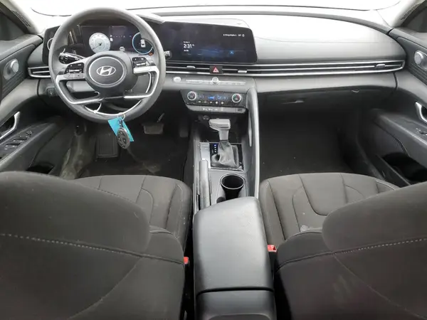 KMHLM4DG4RU727871 2024 HYUNDAI ELANTRA - Image 8