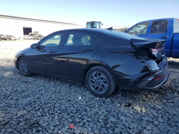 KMHLM4DG4RU732116 2024 HYUNDAI ELANTRA - Image 2