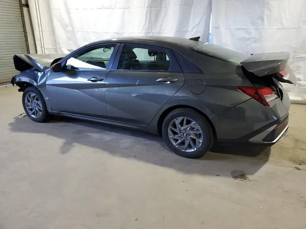 KMHLM4DG4RU735016 2024 HYUNDAI ELANTRA - Image 2