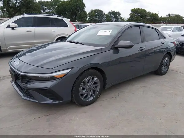 KMHLM4DG4RU739275 2024 HYUNDAI ELANTRA - Image 2