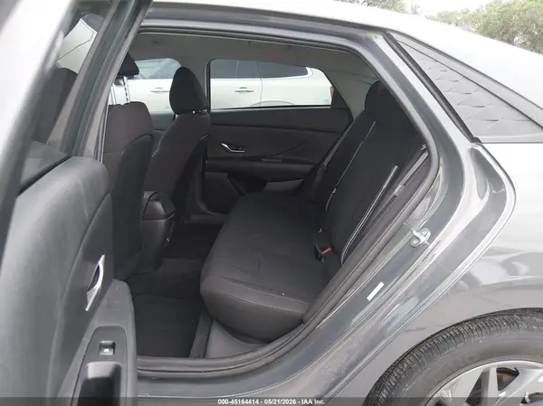KMHLM4DG4RU739275 2024 HYUNDAI ELANTRA - Image 8