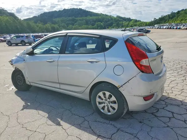 KMHLM4DG4RU751099 2024 HYUNDAI ELANTRA - Image 2