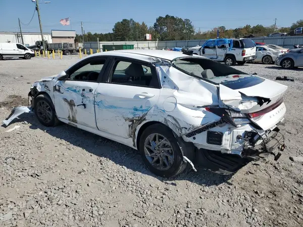 KMHLM4DG4RU751796 2024 HYUNDAI ELANTRA - Image 2