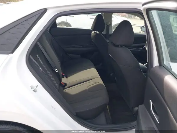 KMHLM4DG4RU754973 2024 HYUNDAI ELANTRA - Image 8