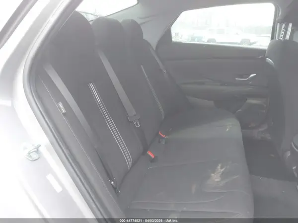 KMHLM4DG4RU755251 2024 HYUNDAI ELANTRA - Image 8