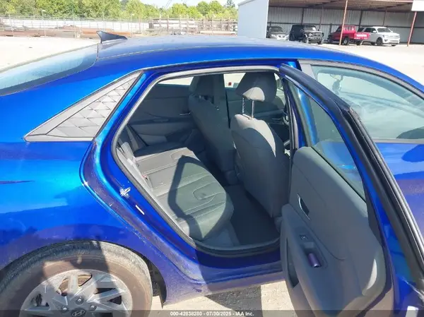 KMHLM4DG4RU756898 2024 HYUNDAI ELANTRA - Image 8