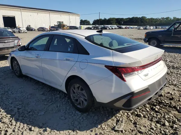 KMHLM4DG4RU762264 2024 HYUNDAI ELANTRA - Image 2