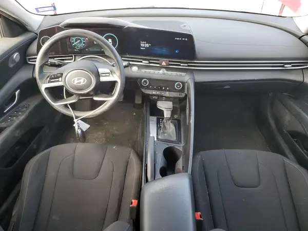 KMHLM4DG4RU762300 2024 HYUNDAI ELANTRA - Image 8