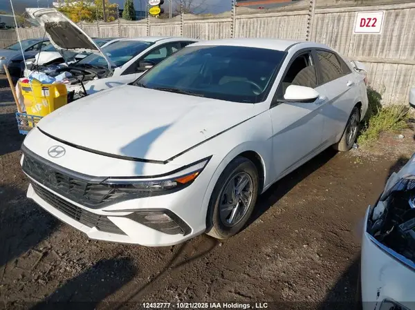 KMHLM4DG4RU768131 2024 HYUNDAI ELANTRA - Image 2