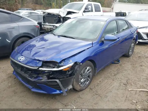 KMHLM4DG4RU770980 2024 HYUNDAI ELANTRA - Image 2
