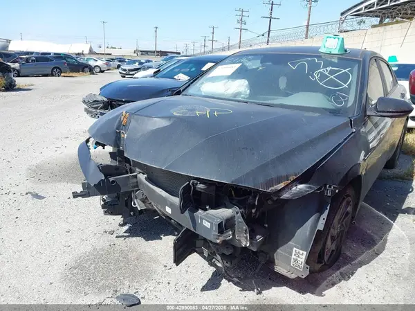 KMHLM4DG4RU775001 2024 HYUNDAI ELANTRA - Image 2