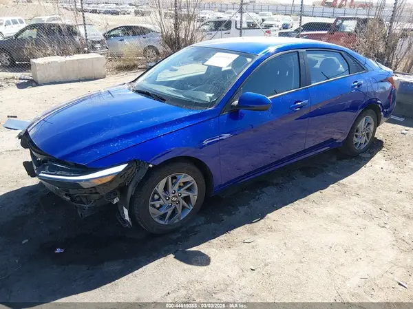 KMHLM4DG4RU775094 2024 HYUNDAI ELANTRA - Image 2