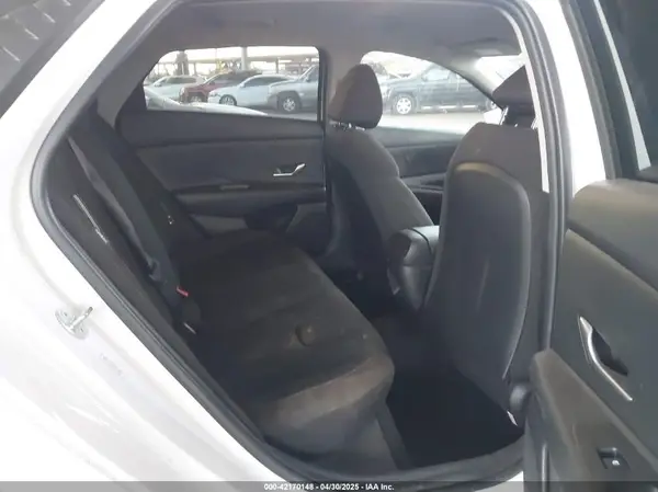 KMHLM4DG4RU779100 2024 HYUNDAI ELANTRA - Image 8