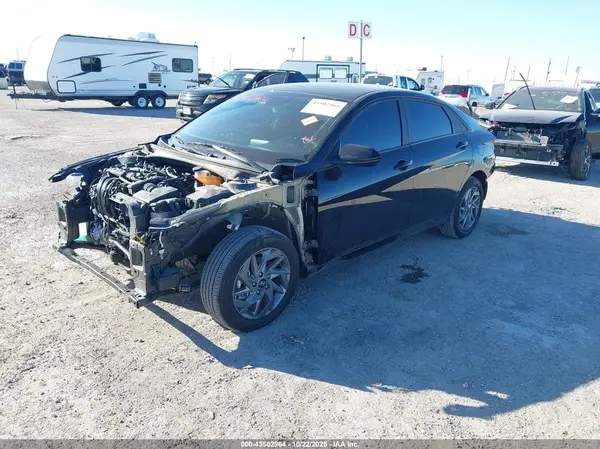 KMHLM4DG4RU788993 2024 HYUNDAI ELANTRA - Image 2