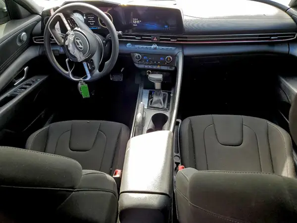 KMHLM4DG4RU794244 2024 HYUNDAI ELANTRA - Image 8