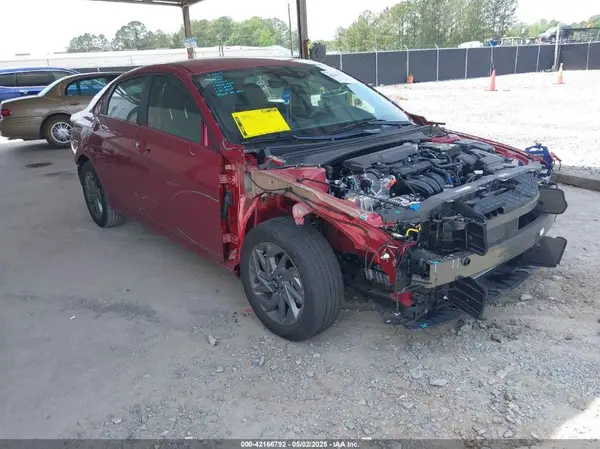 KMHLM4DG4RU798584 2024 HYUNDAI ELANTRA - Image 1