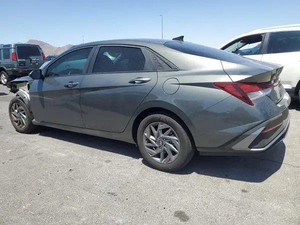 KMHLM4DG4RU806201 2024 HYUNDAI ELANTRA - Image 2