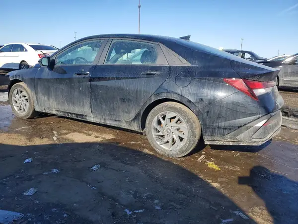 KMHLM4DG4RU819031 2024 HYUNDAI ELANTRA - Image 2