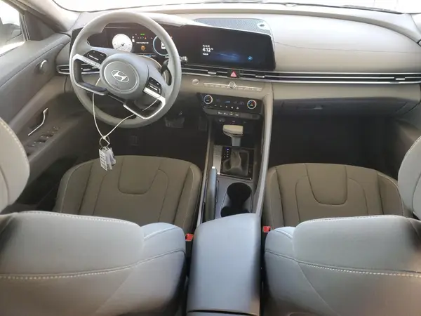 KMHLM4DG4RU820650 2024 HYUNDAI ELANTRA - Image 8