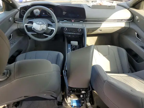 KMHLM4DG4RU823581 2024 HYUNDAI ELANTRA - Image 8
