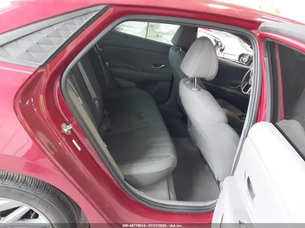 KMHLM4DG4RU830613 2024 HYUNDAI ELANTRA - Image 8