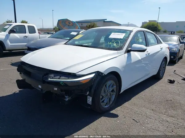 KMHLM4DG4RU837318 2024 HYUNDAI ELANTRA - Image 2