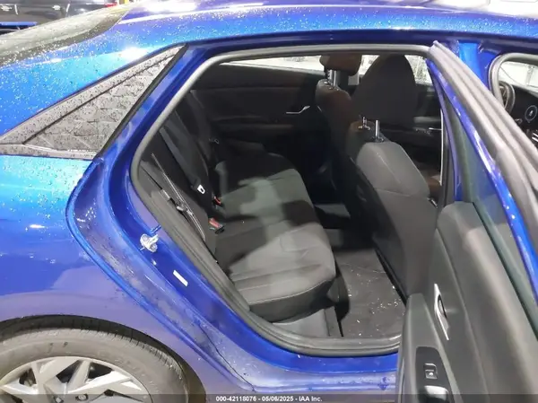 KMHLM4DG4RU842843 2024 HYUNDAI ELANTRA - Image 8